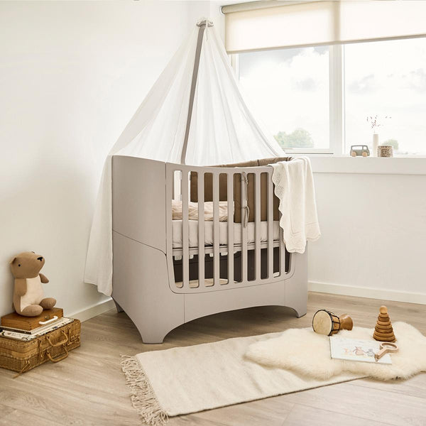 Leander, Classic Convertible Cot Bed, 0-3 yrs at Bygge Bo Baby