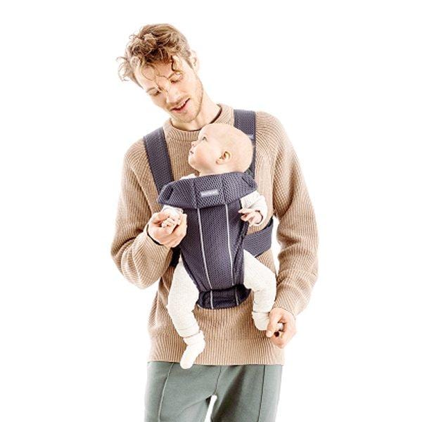 Baby bjorn carrier what age 2024 front facing