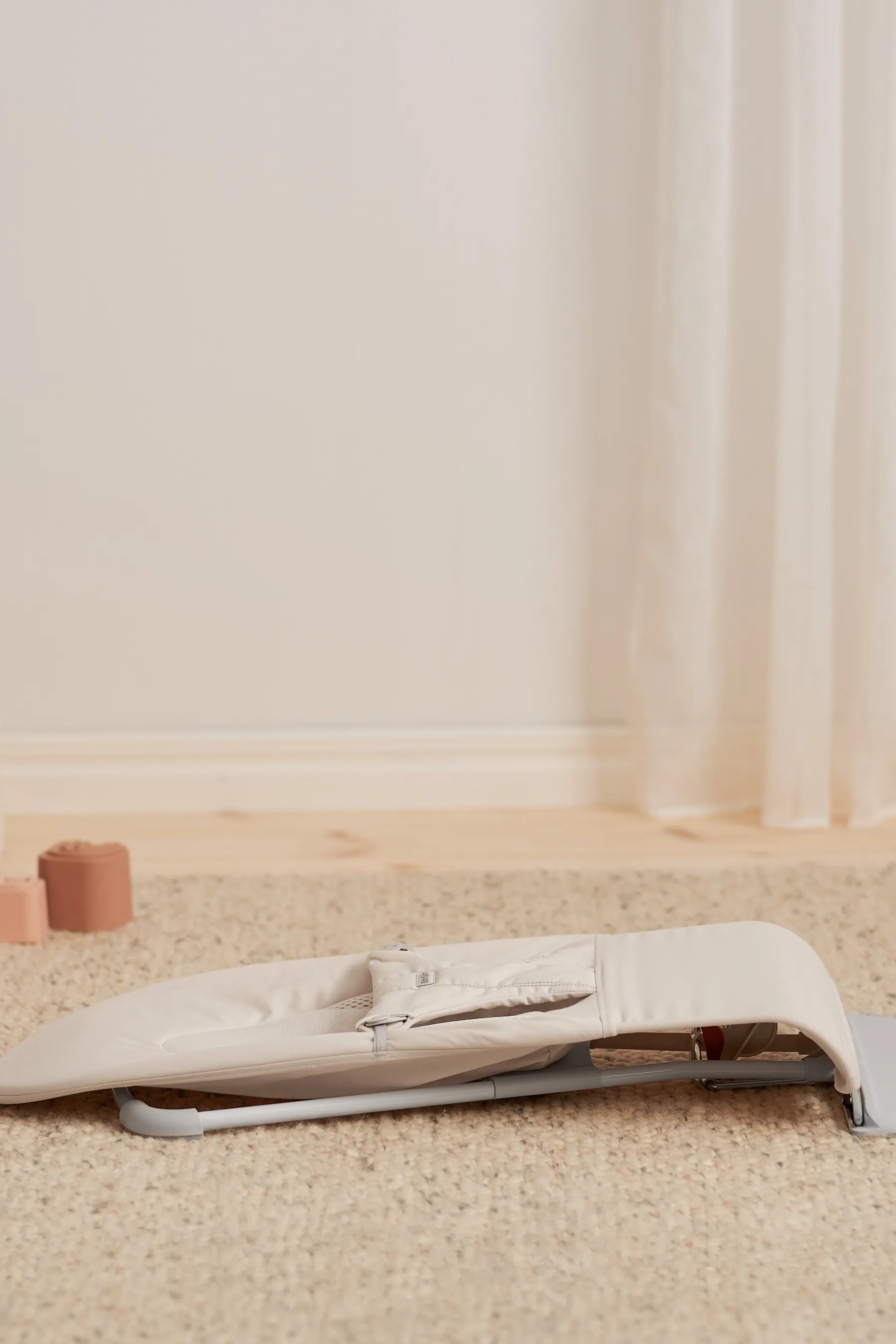 BabyBjorn Bouncer Balance Soft Light Beige Woven Jersey Fabric at Bygge Bo Baby Kids Store Irish