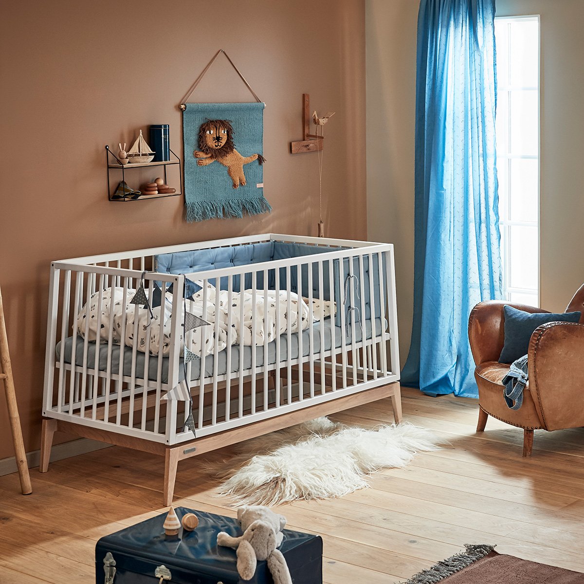 Leander baby crib hotsell